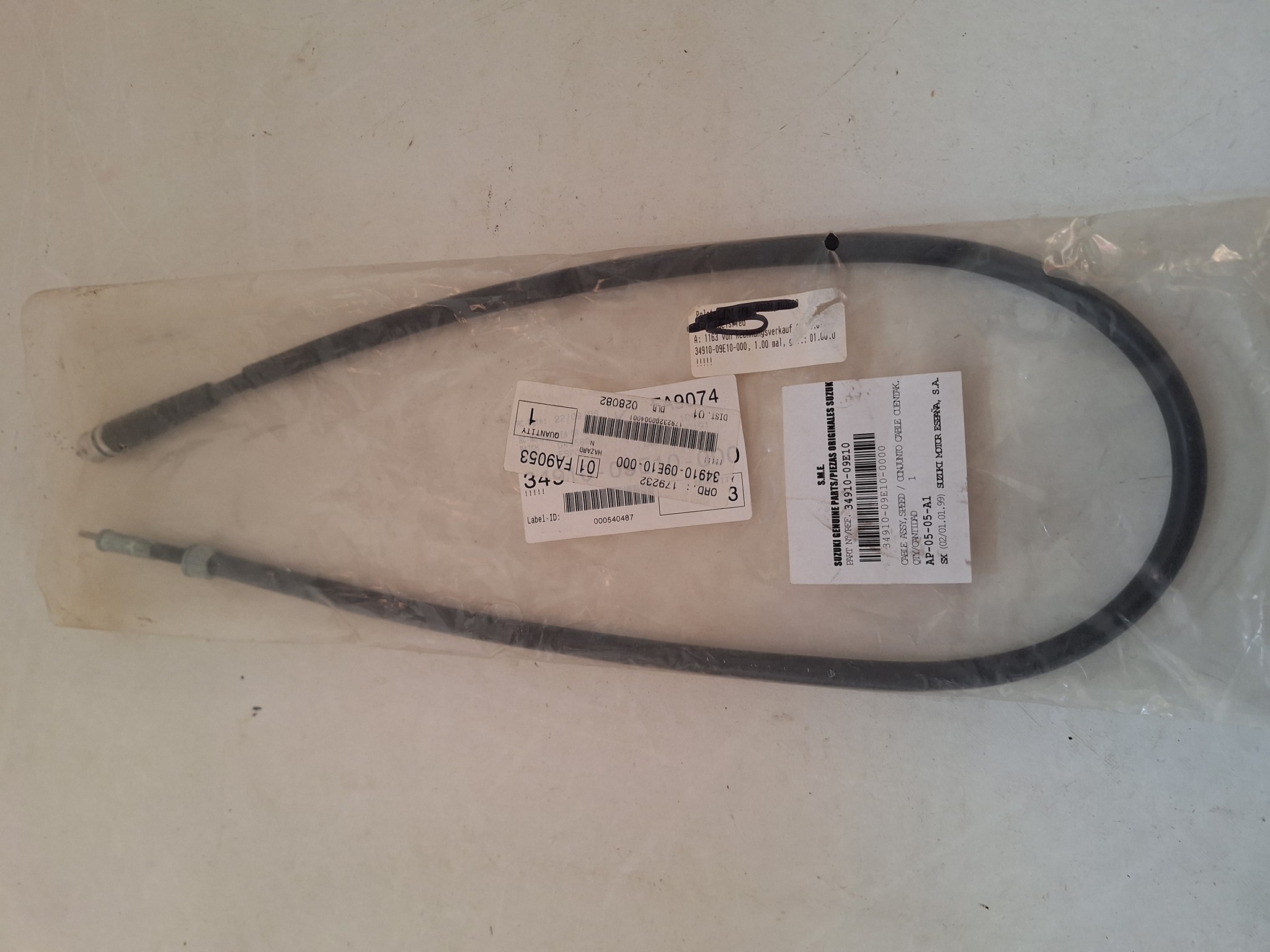Picture of SUZUKI  CABLE,SPEEDOME  34910-09E10